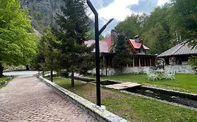 Bujtine-Restorant Rilindja Valbone